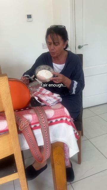 @cobracheeks