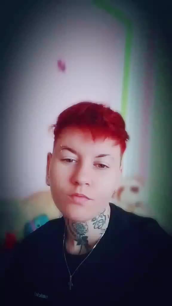 @Bettina Barát516