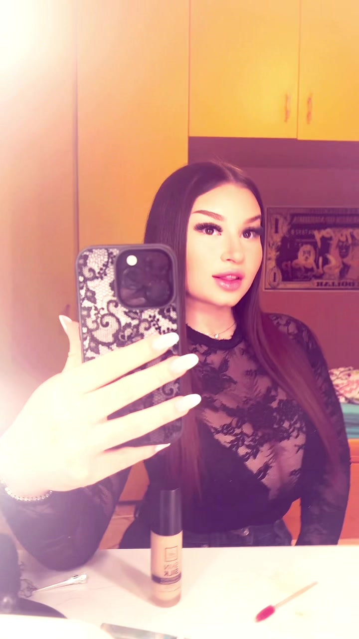 @nicolemartinelli