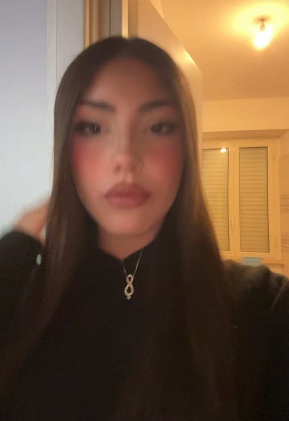 @nicole