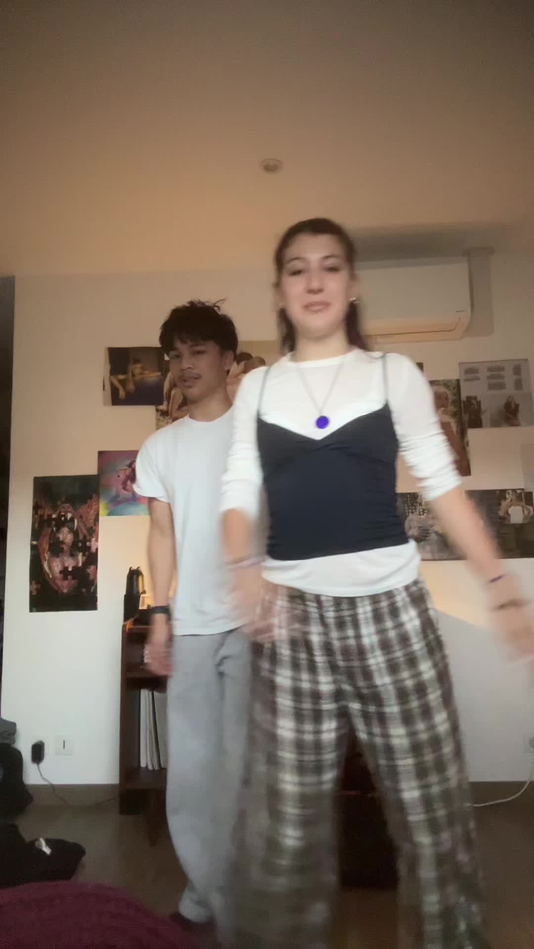 @loolaa