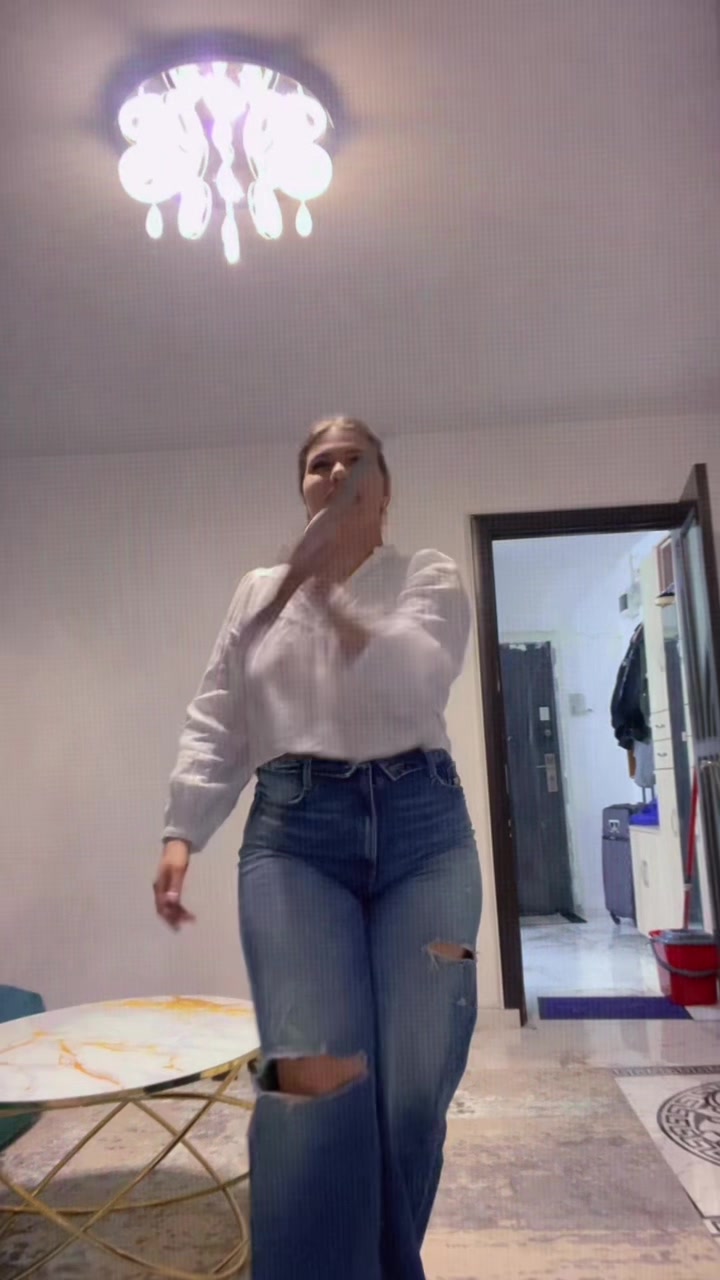 @eeee17.08