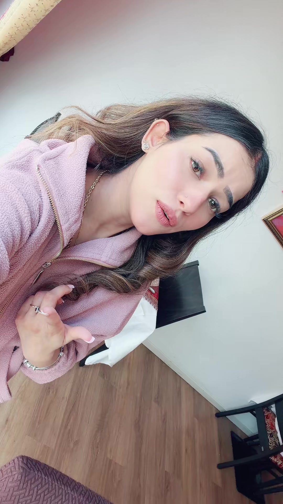 @A M A N 🦋