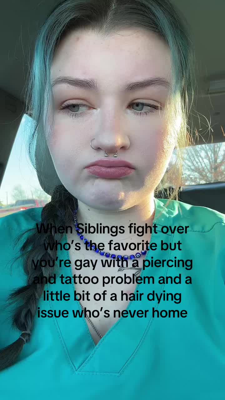 @Bella