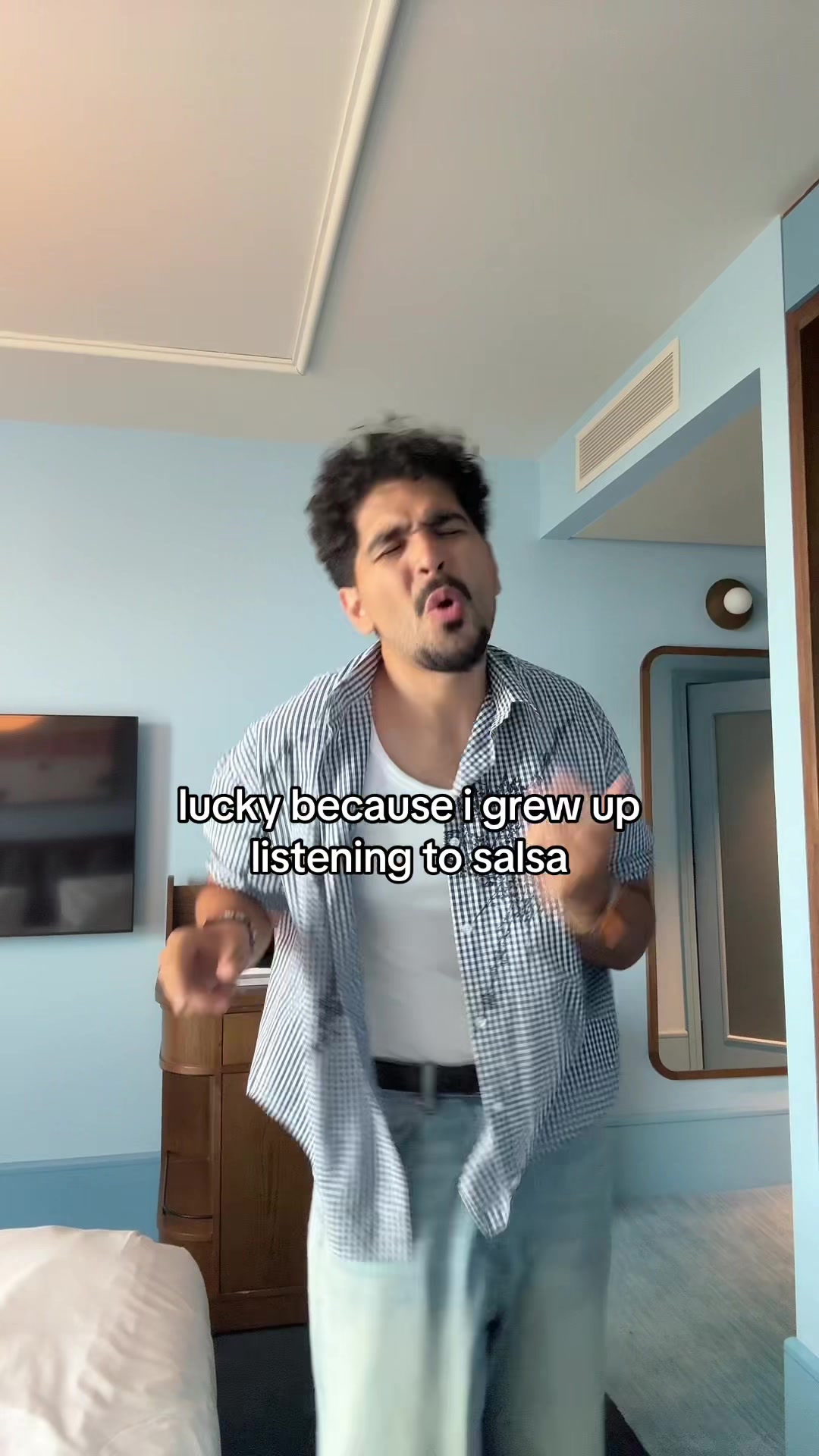 @Ivan Andres Caballero Sanchez
