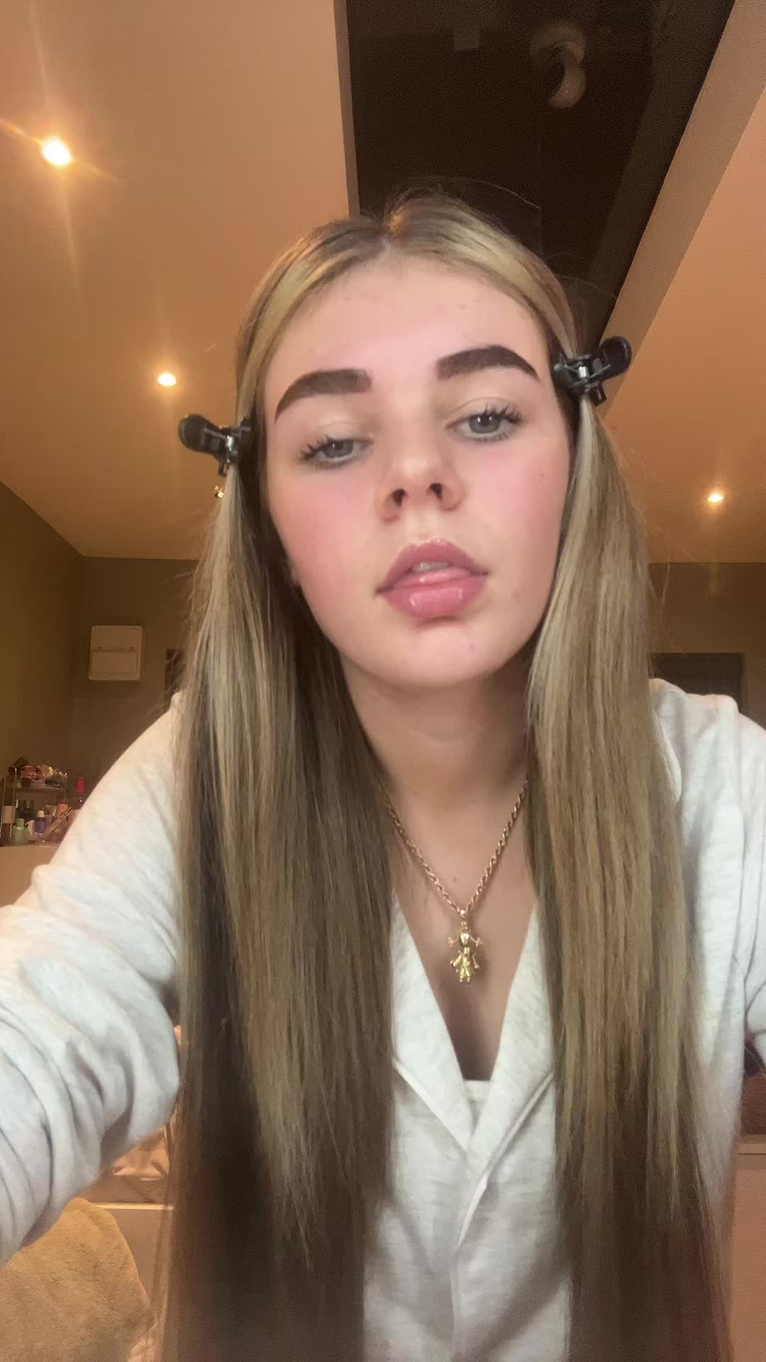 @poppykobrien