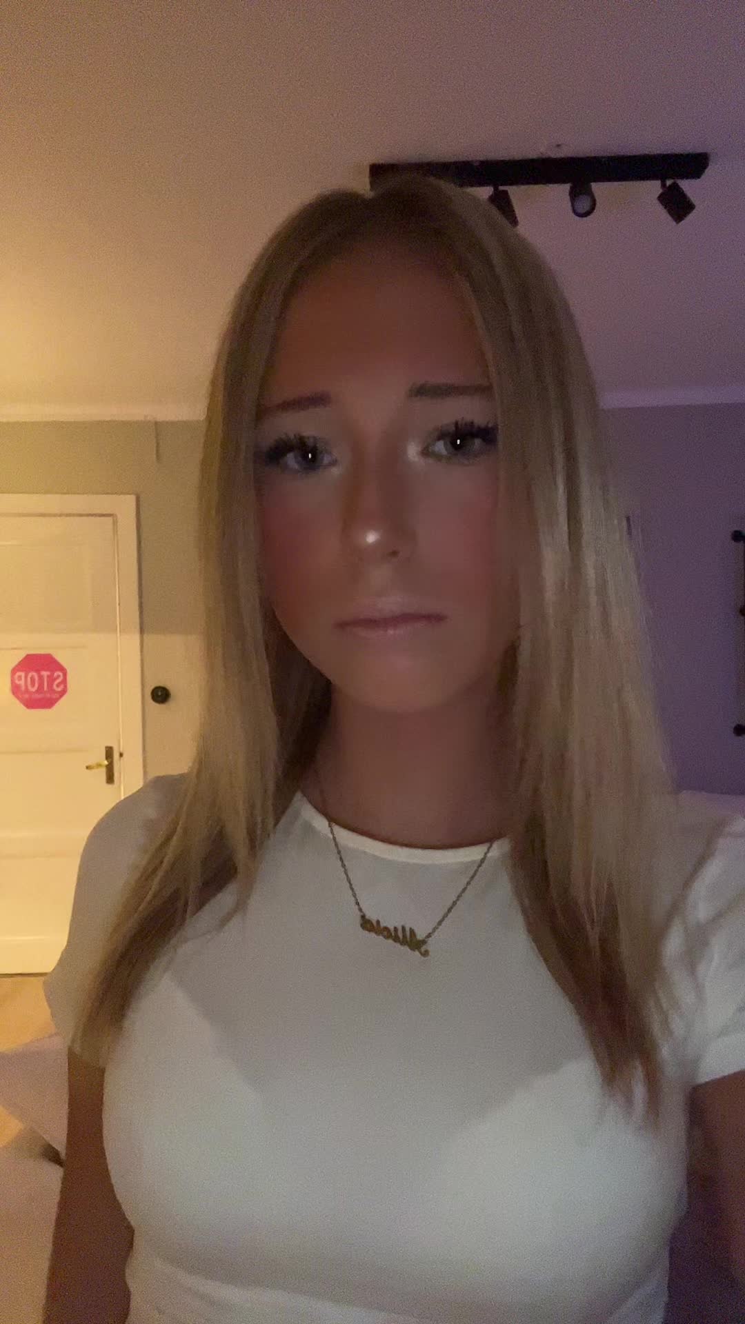 @alleballeee12