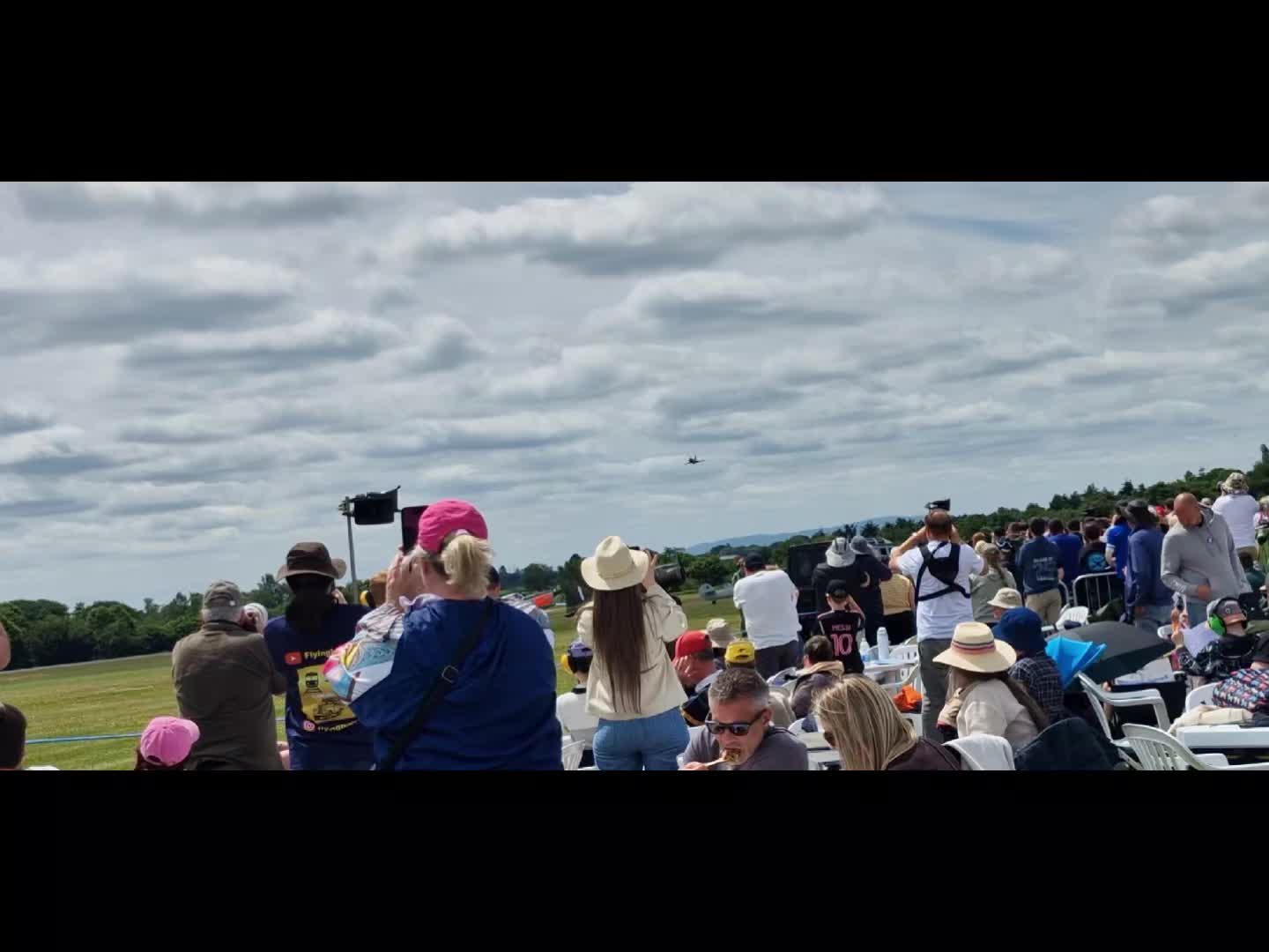 @ElliesArts&Aviation
