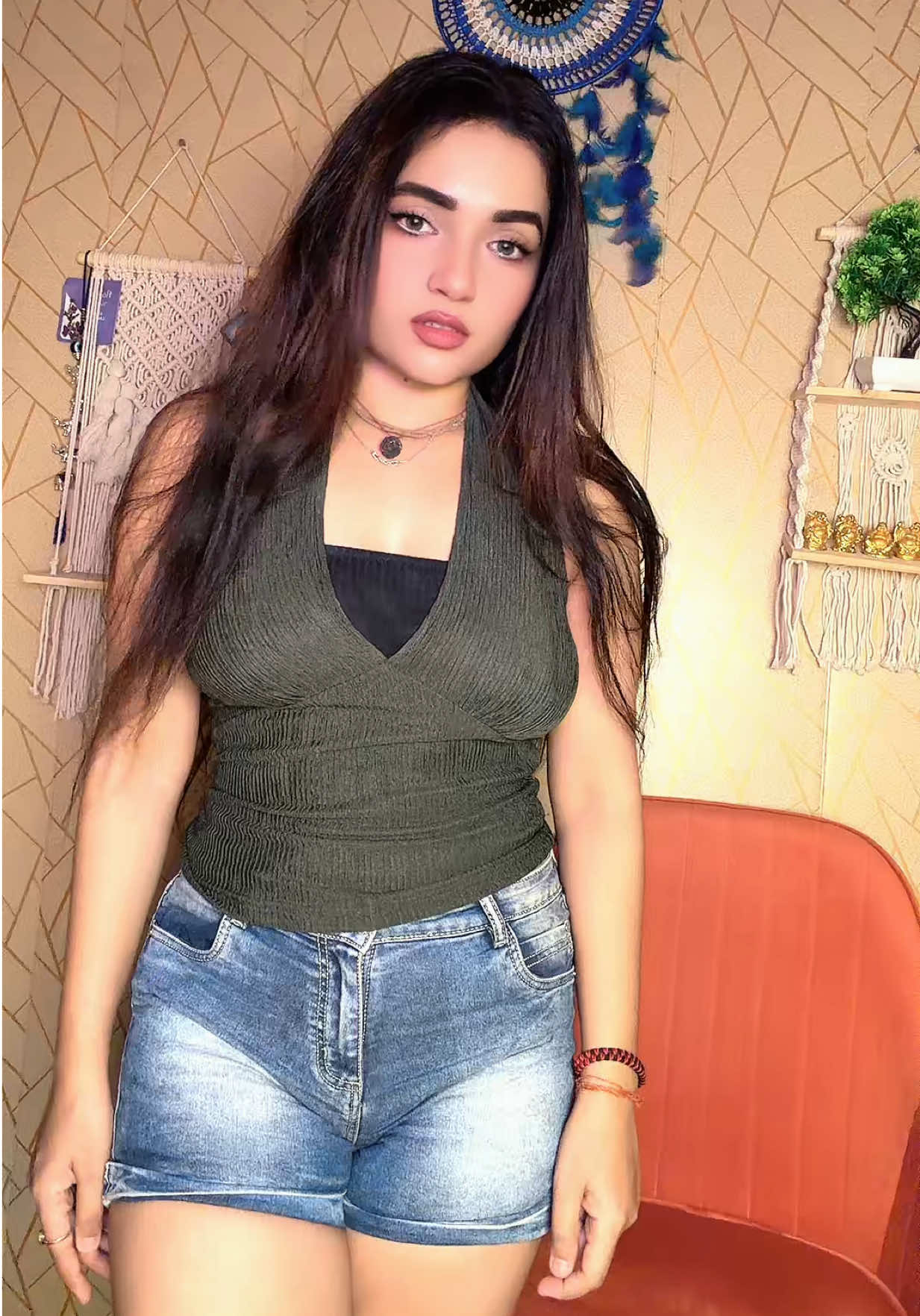@Thakurain