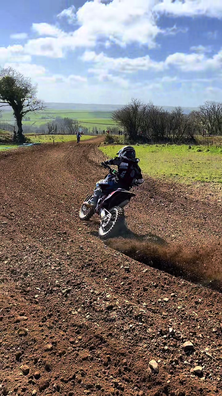 @mx_myles