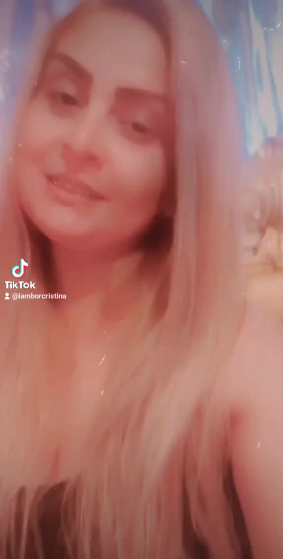 @Iambor Cristina