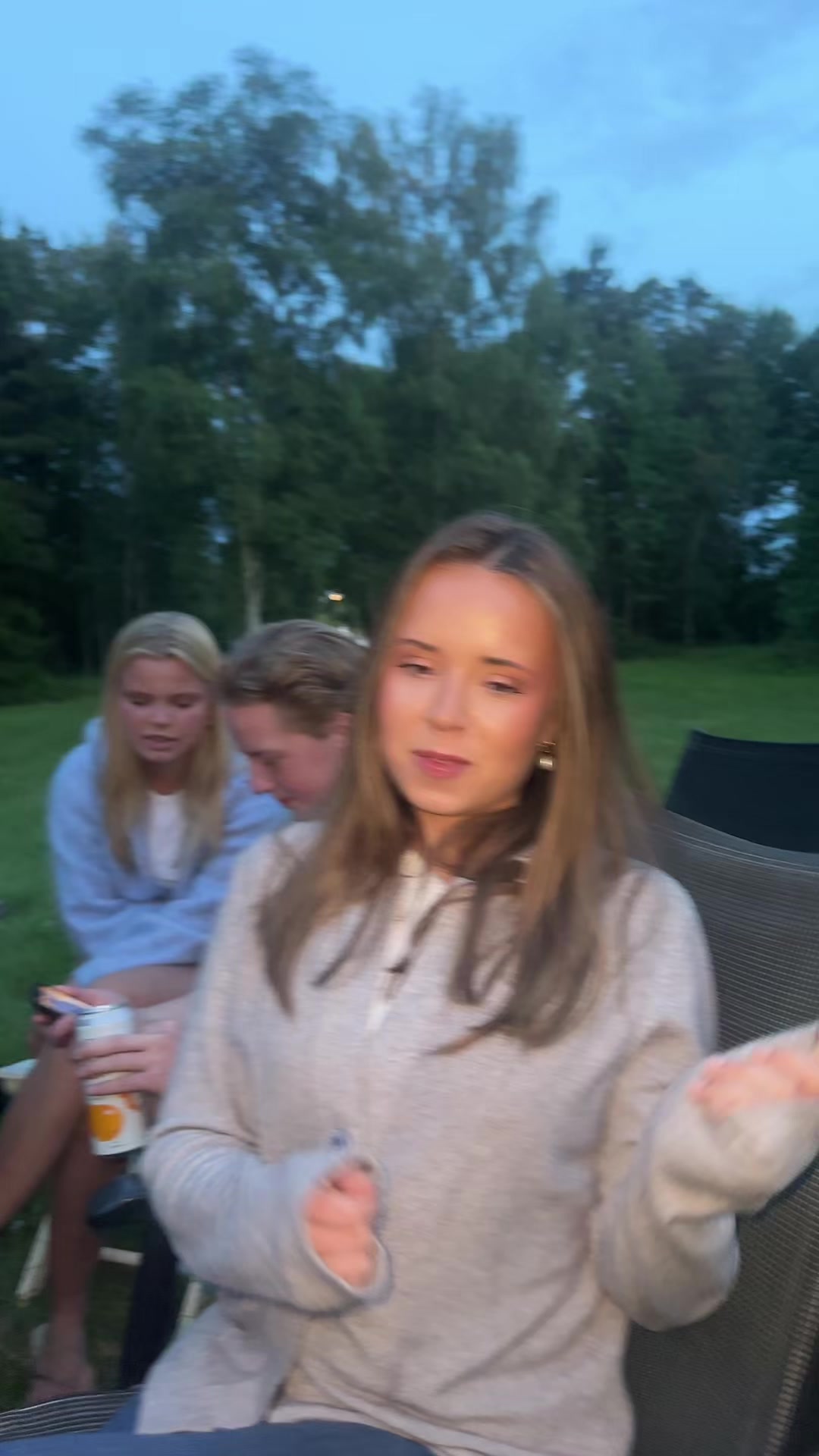 @nora 🫦