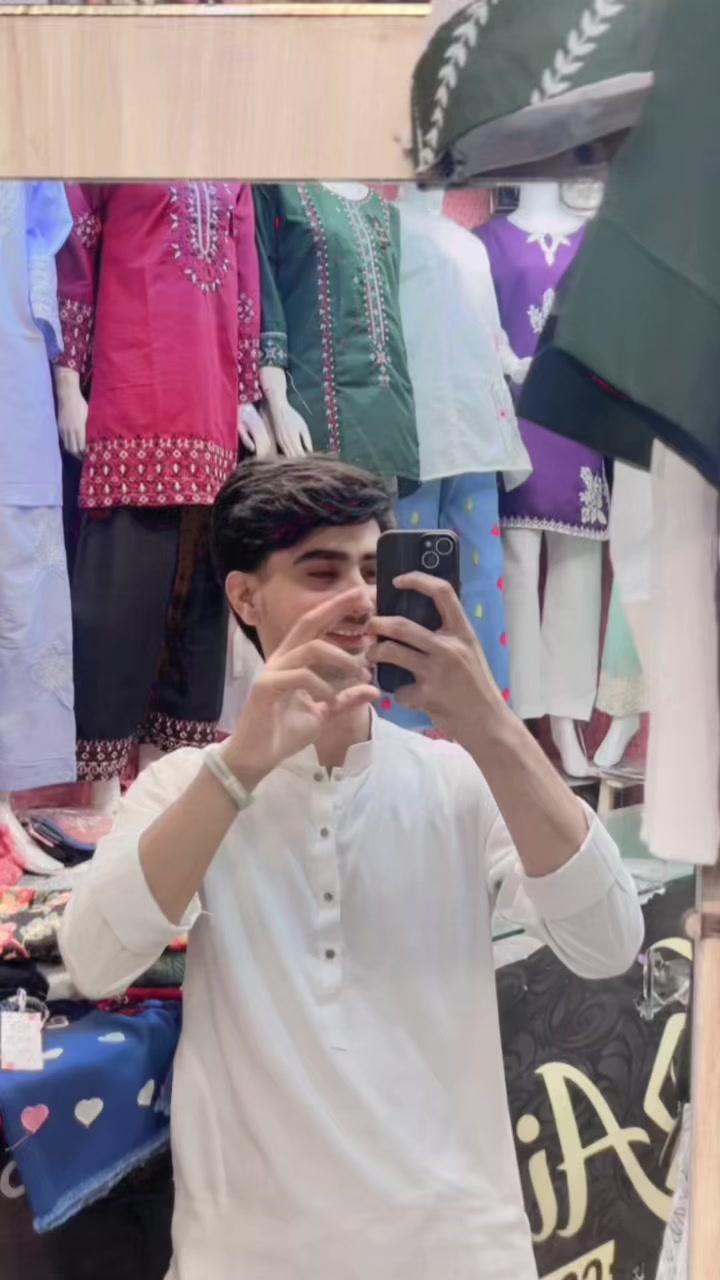 @✮͢ ≛⃝𐙚 ⃪͢𝑴𝒂ل𝒊𝒌✮⃝𝄟⃝🖤