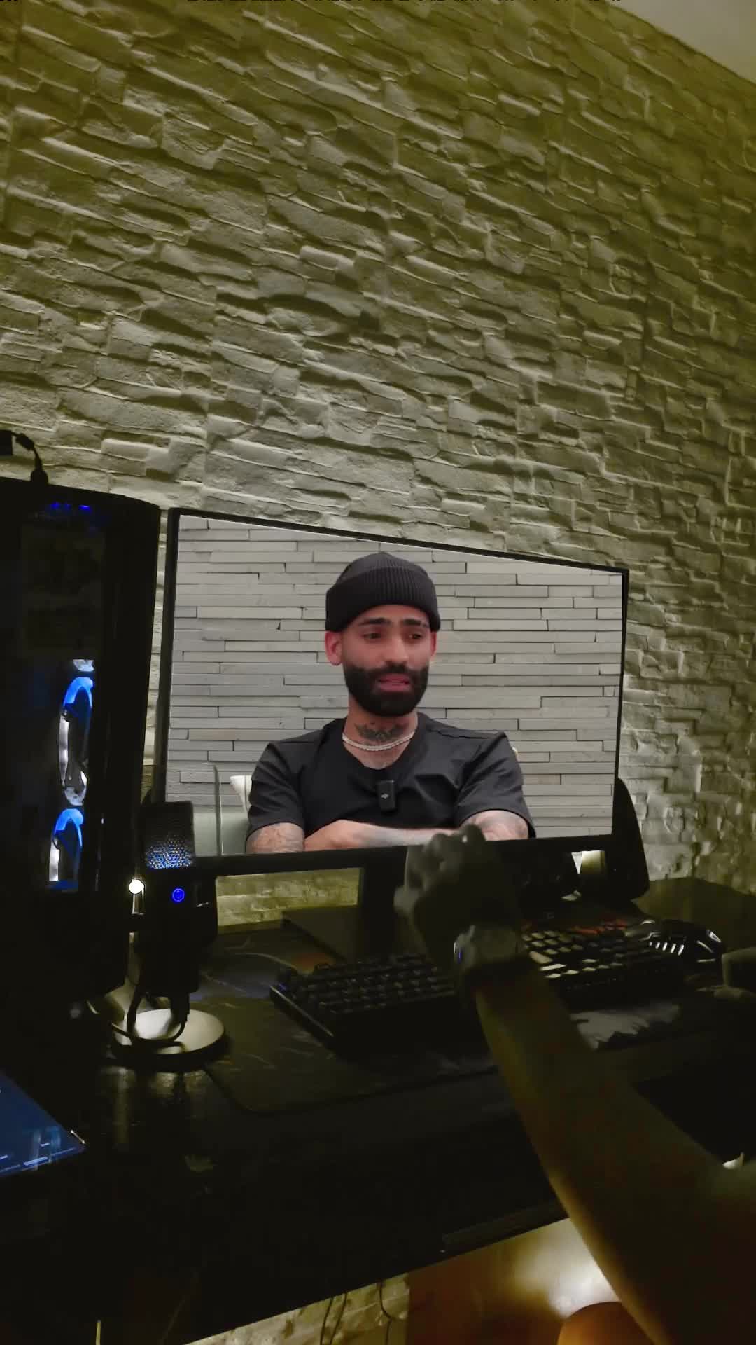 @soy_julian