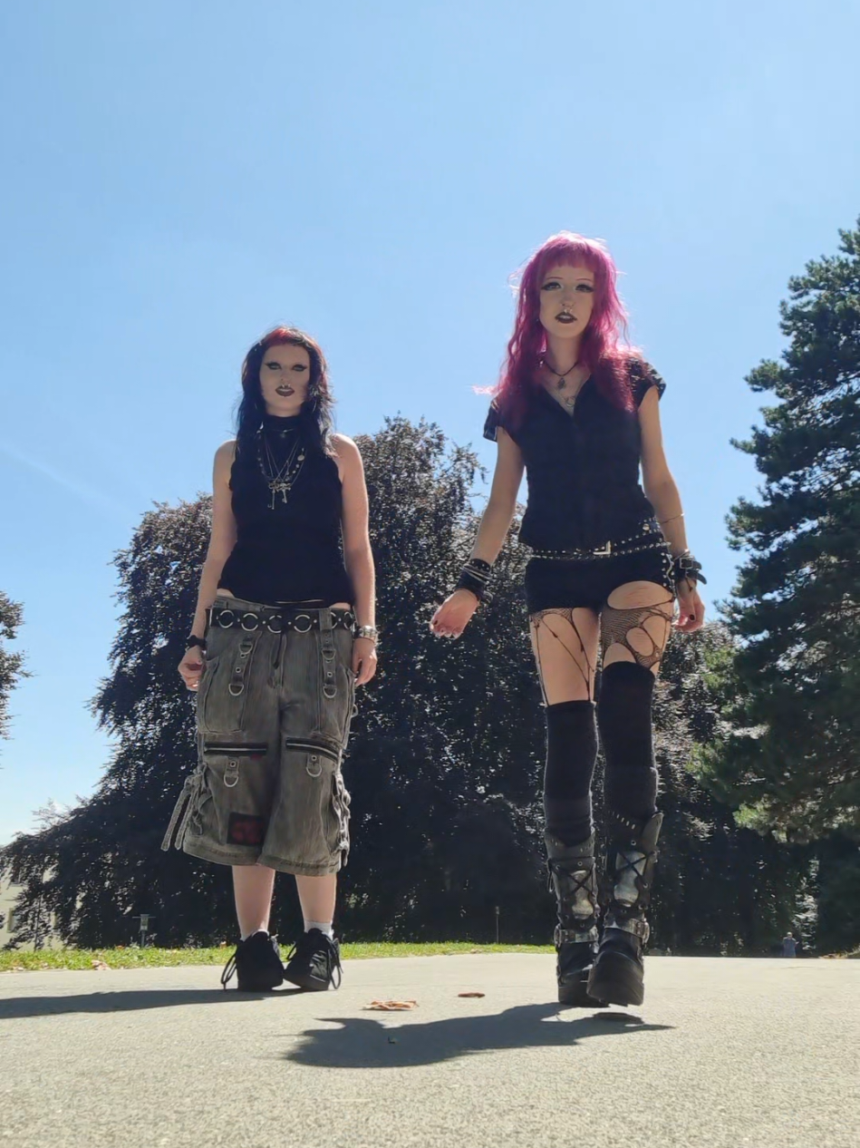 @porcelaindoll☣