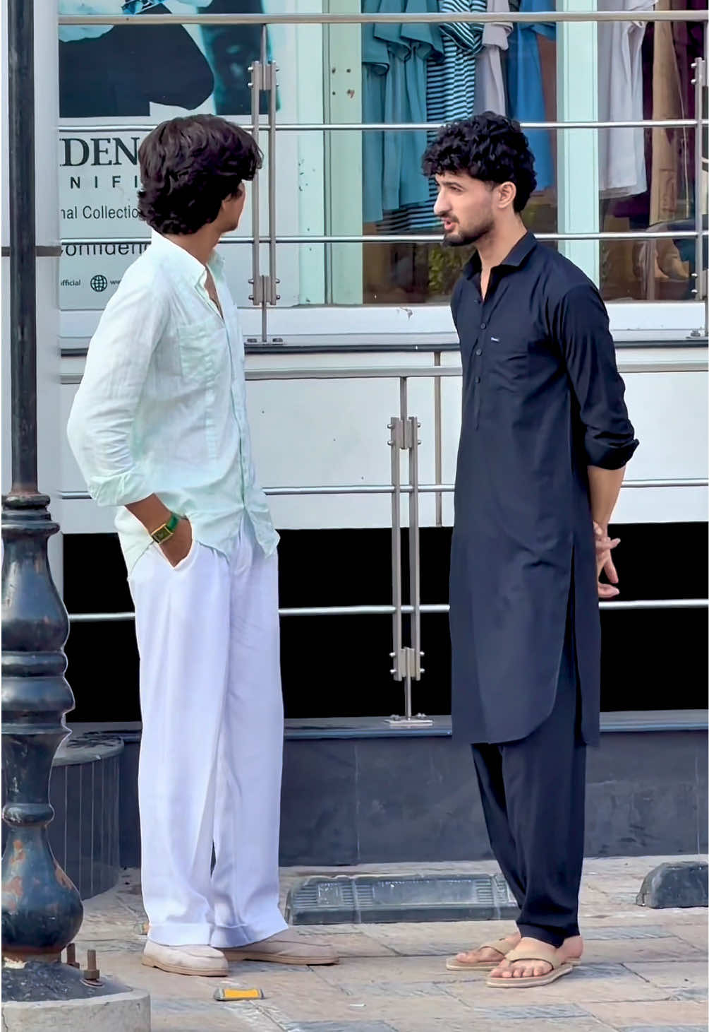 @ہارون🕊️