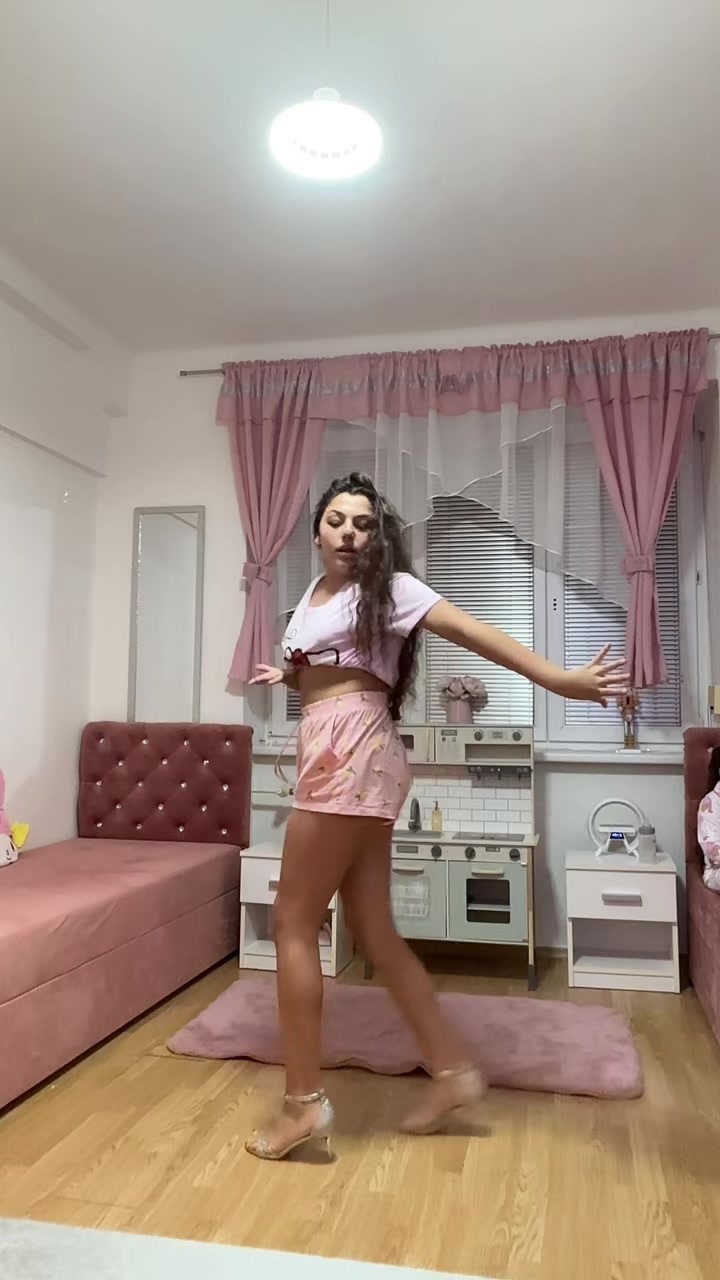 @Simona Herakova 9999