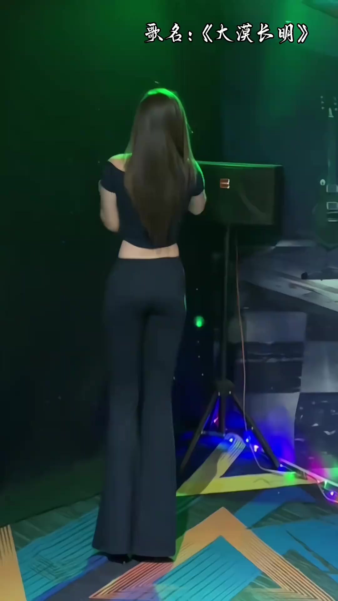 @Domi