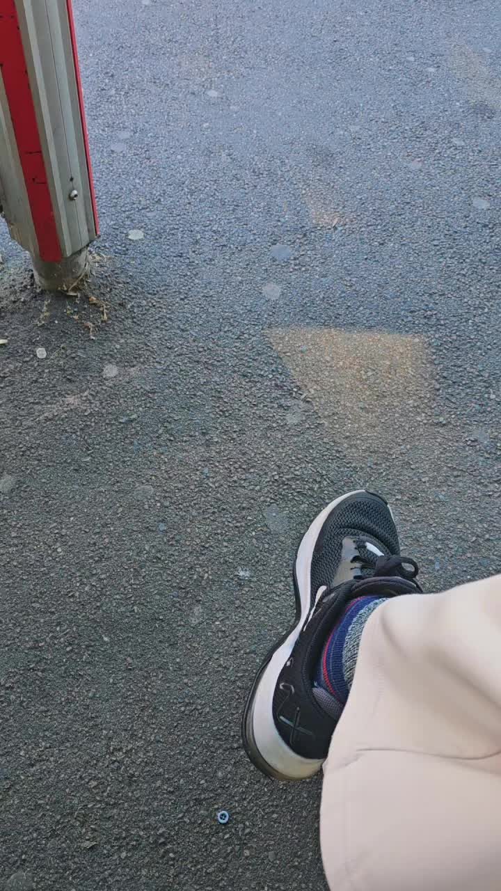 @Urwa 🇬🇧