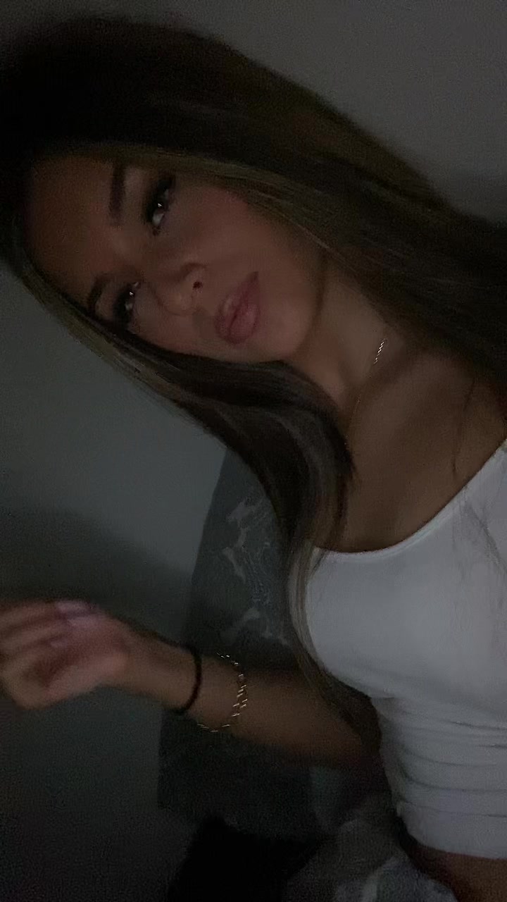 @lola