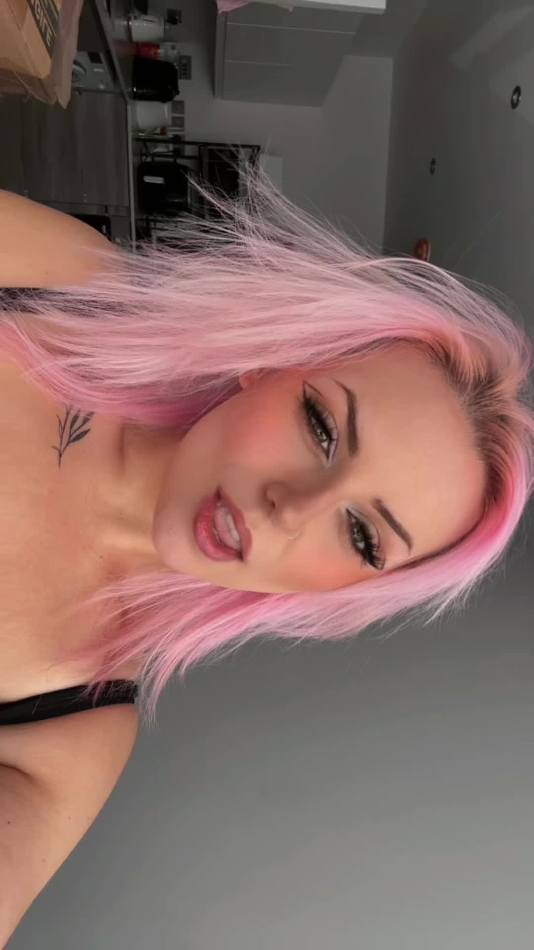 @megsyyxo