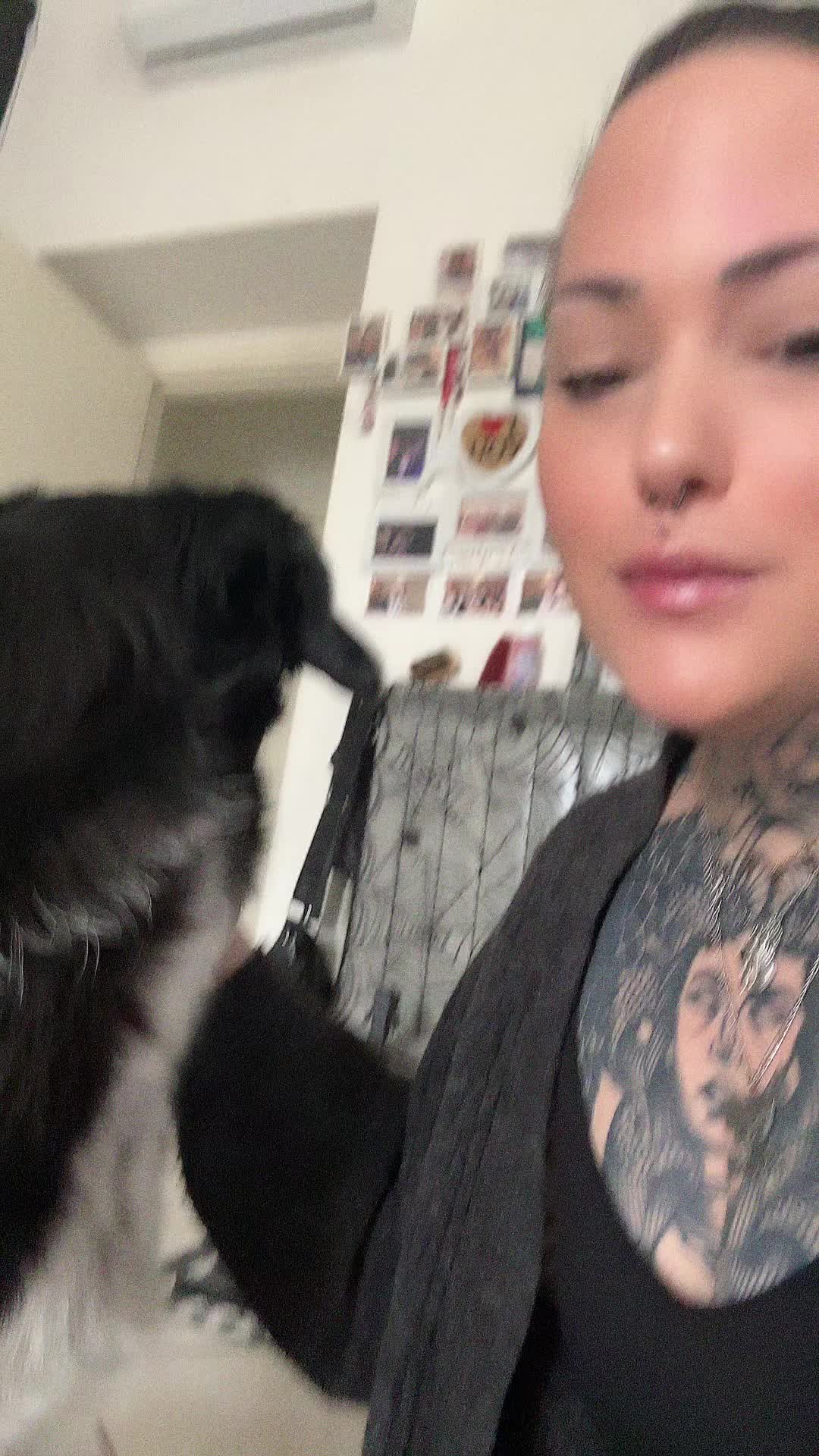 @Mikela🔪🥀🖤