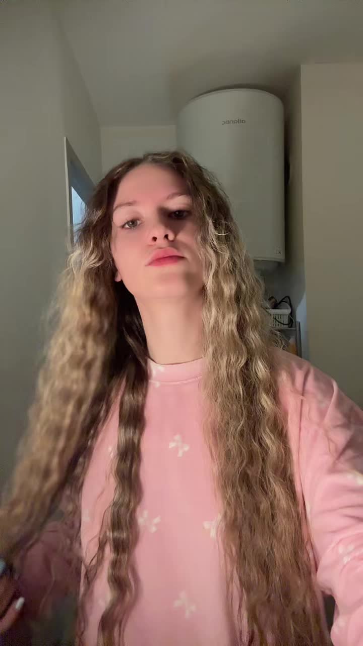 @Inaya30k🤍