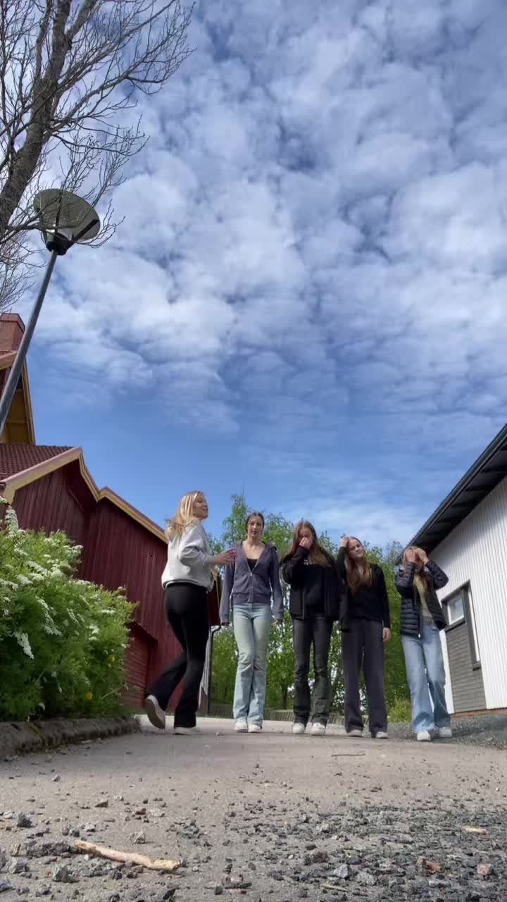 @𝐧𝐢𝐭𝐚