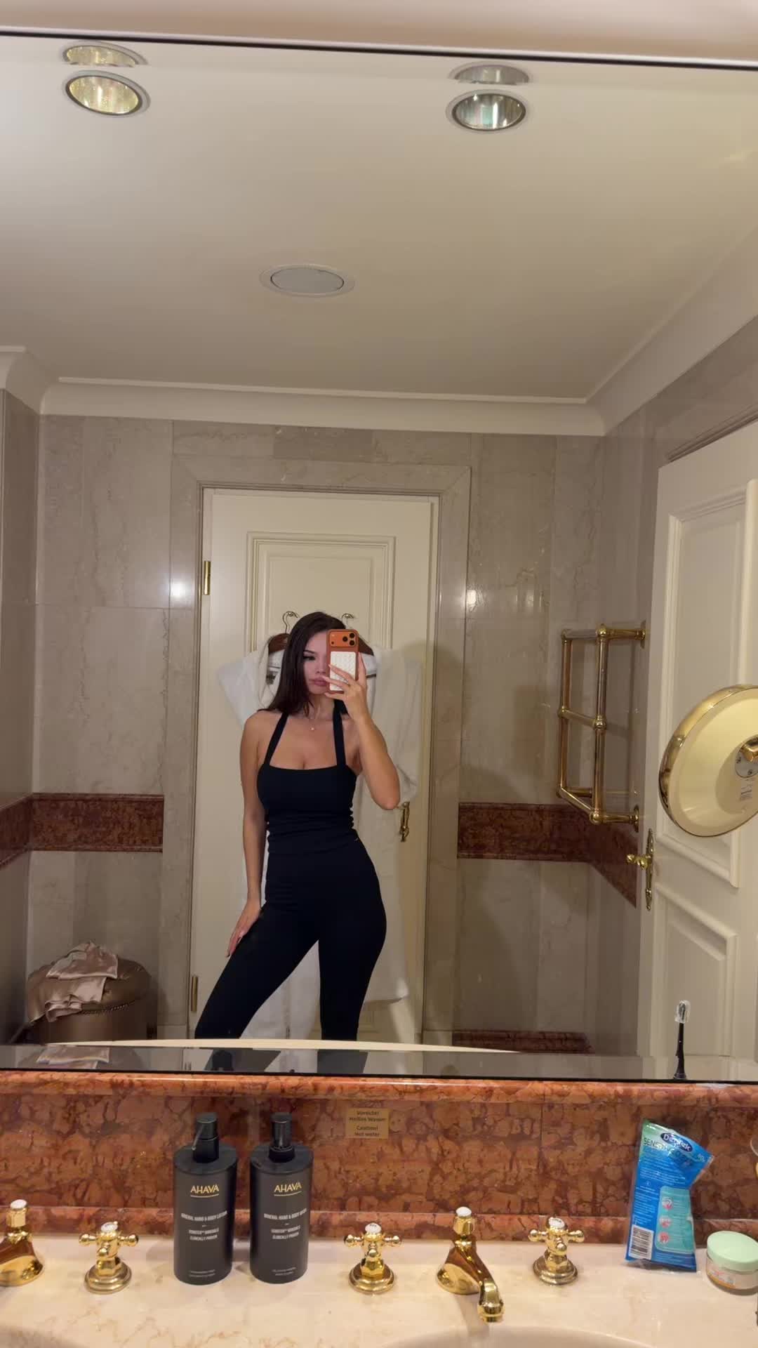 @Vlada
