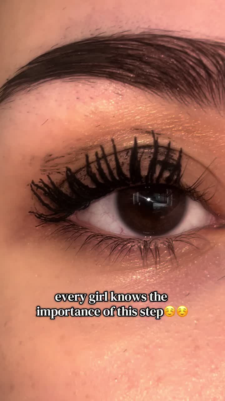 @hearts4mascara
