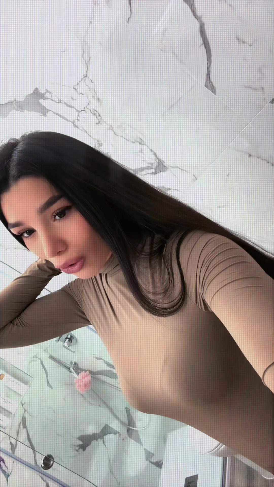@Adelec