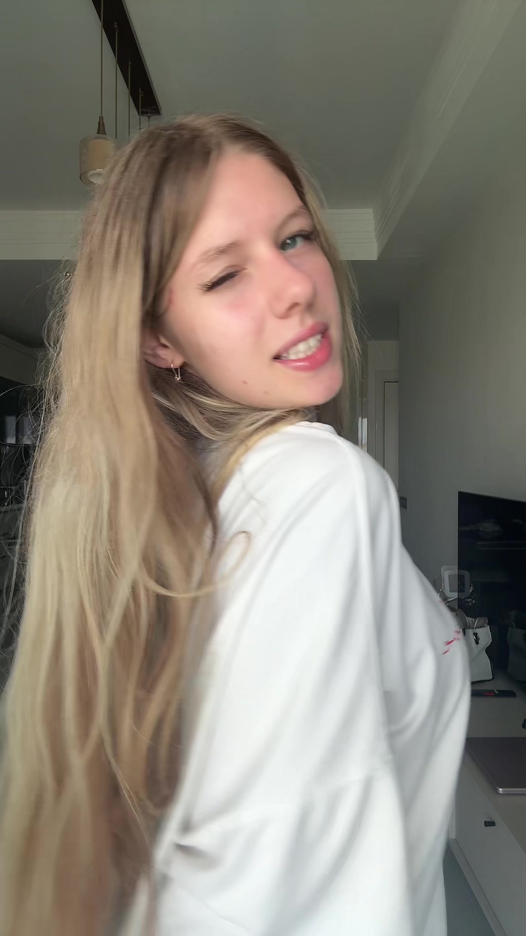 @Никуша