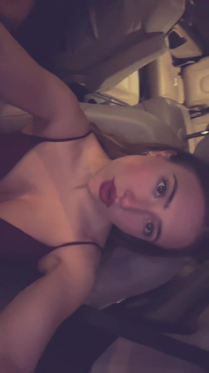 @Inesxu