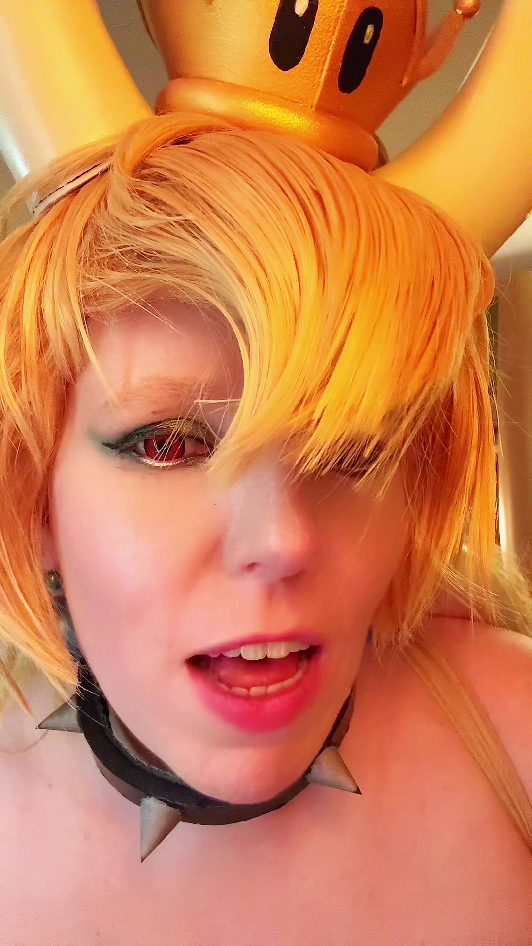 @GoldiesCosplay