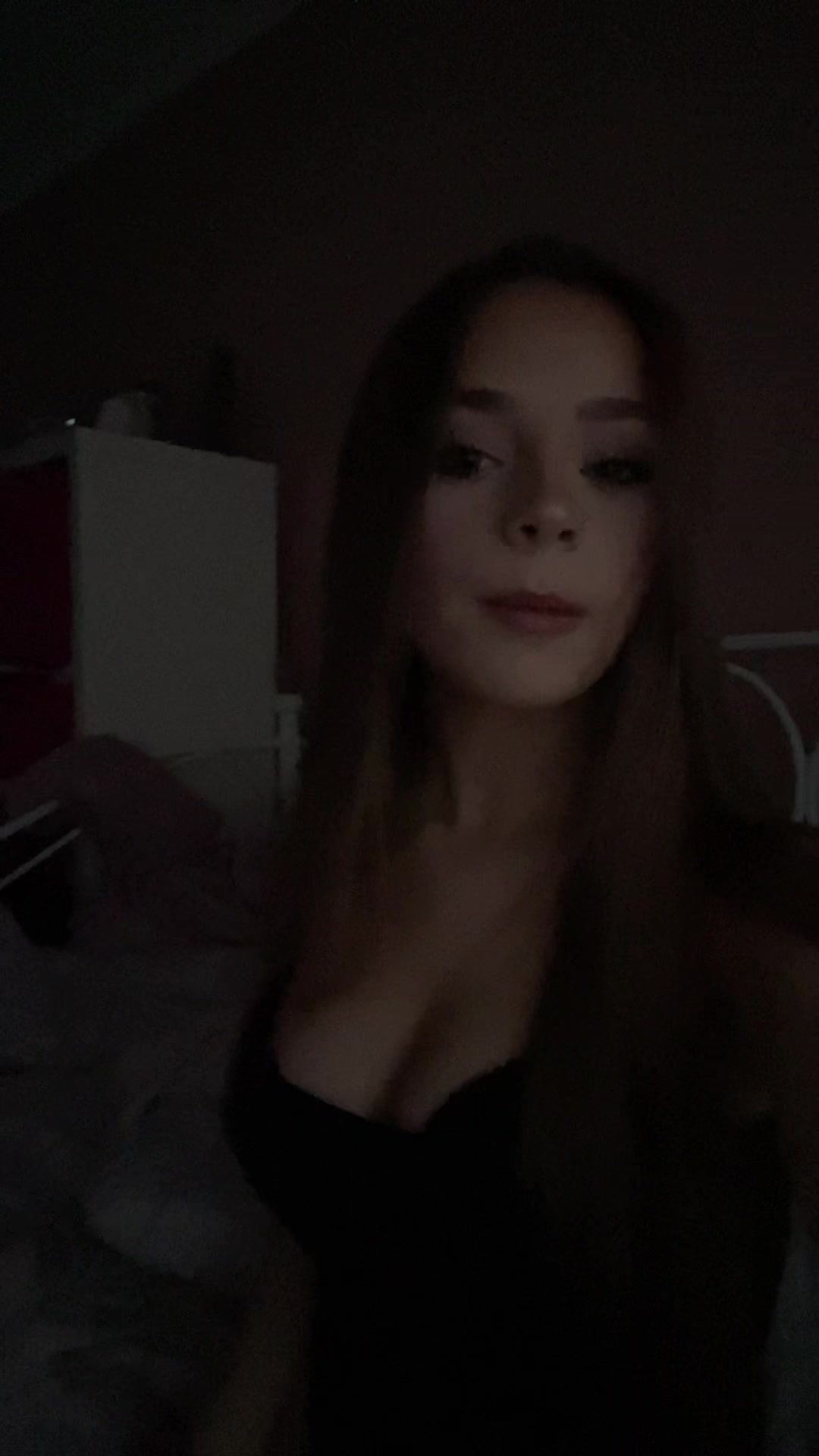 @Chloe 🖤