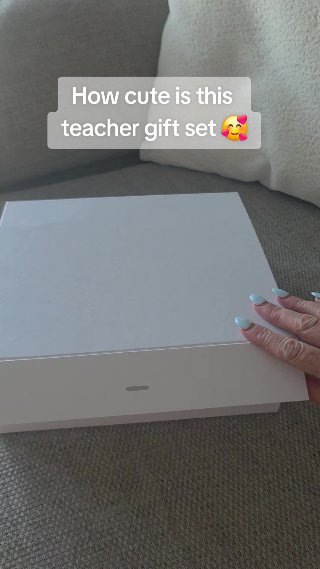 @Laura Louise 🏴🤍