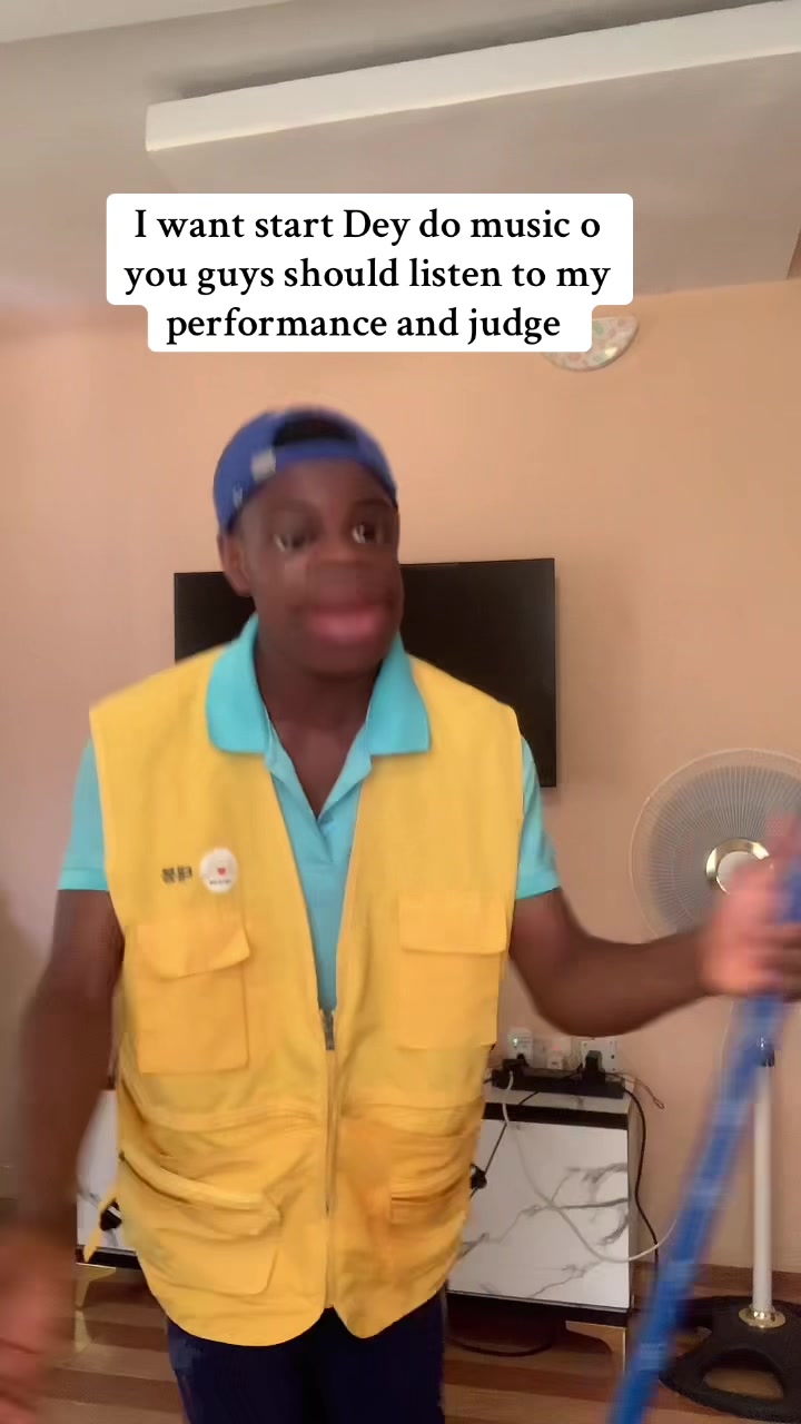 @Eazy_Pro🧨&bull;