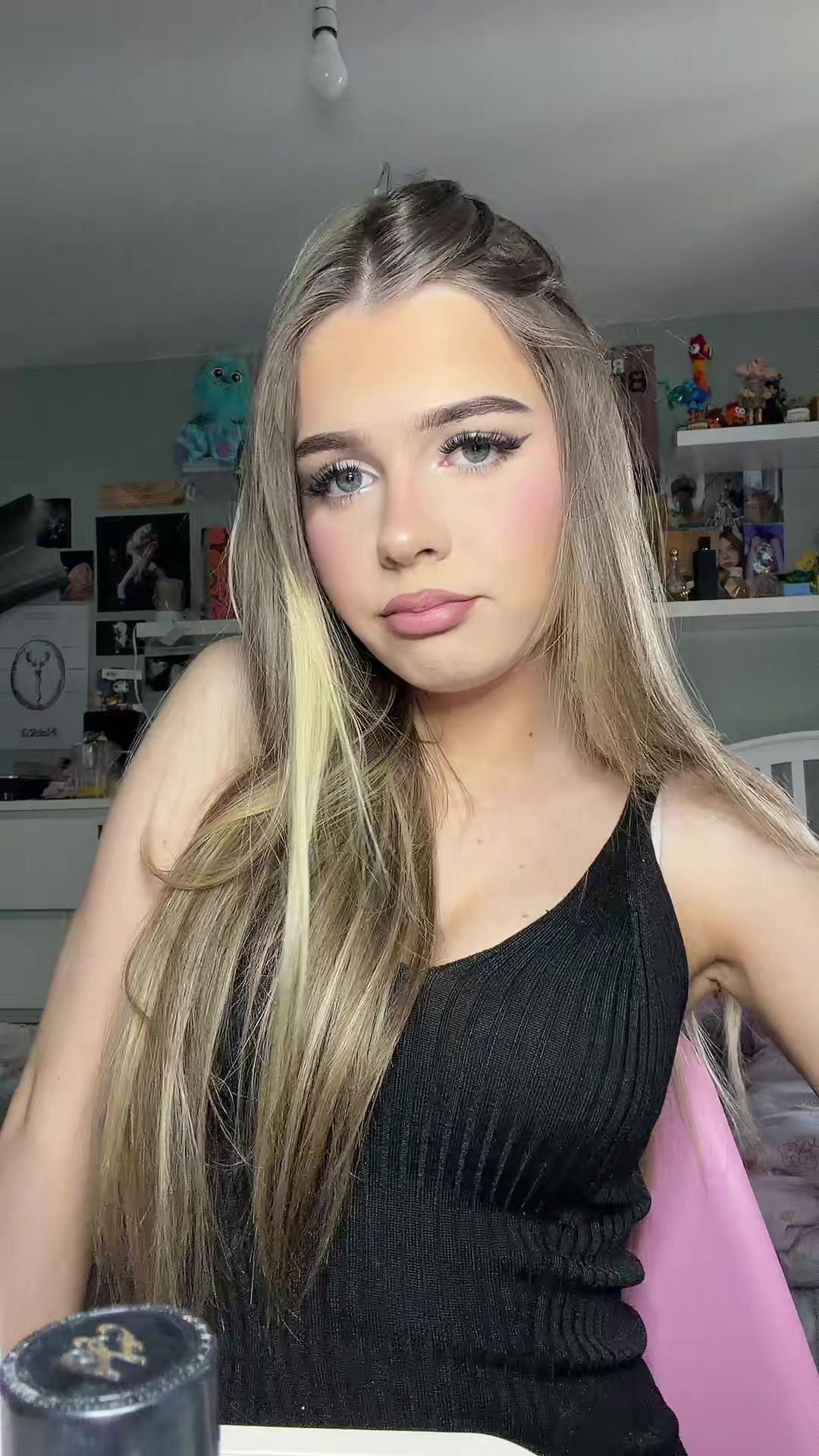 @mia