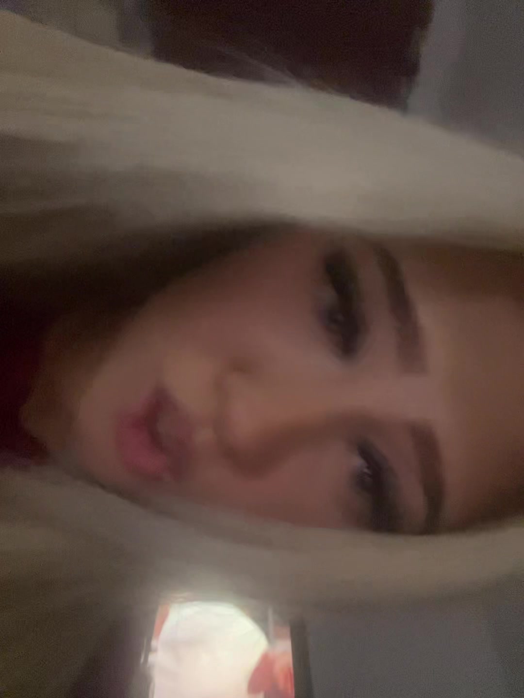 @️