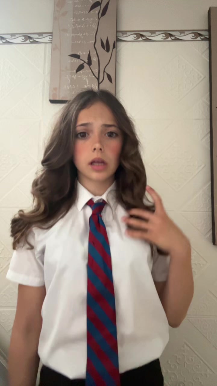 @annoyingannabelle12