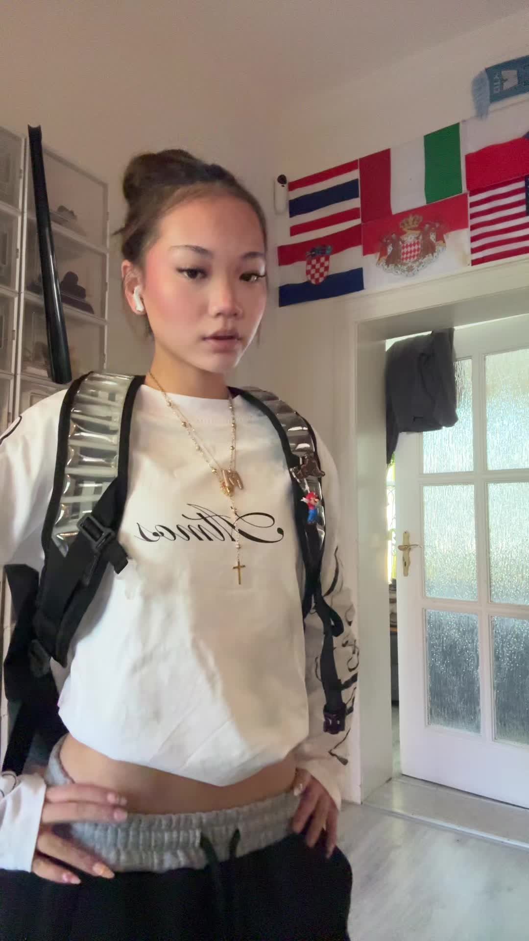 @Chau✞