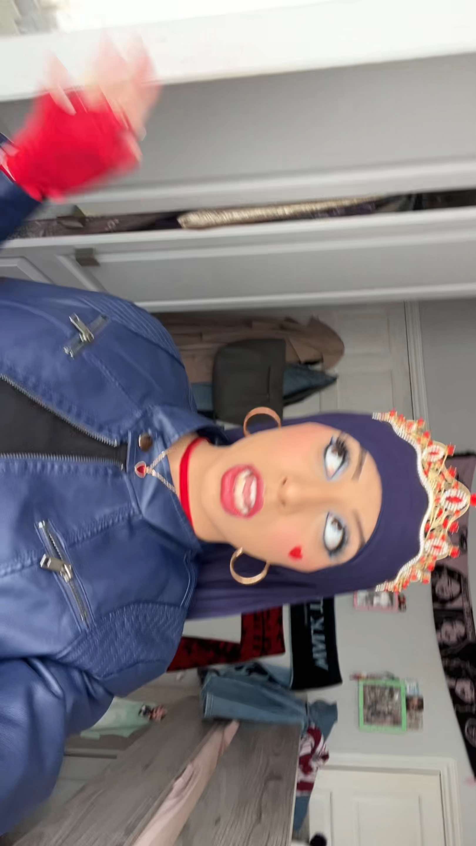 @y.aaa08
