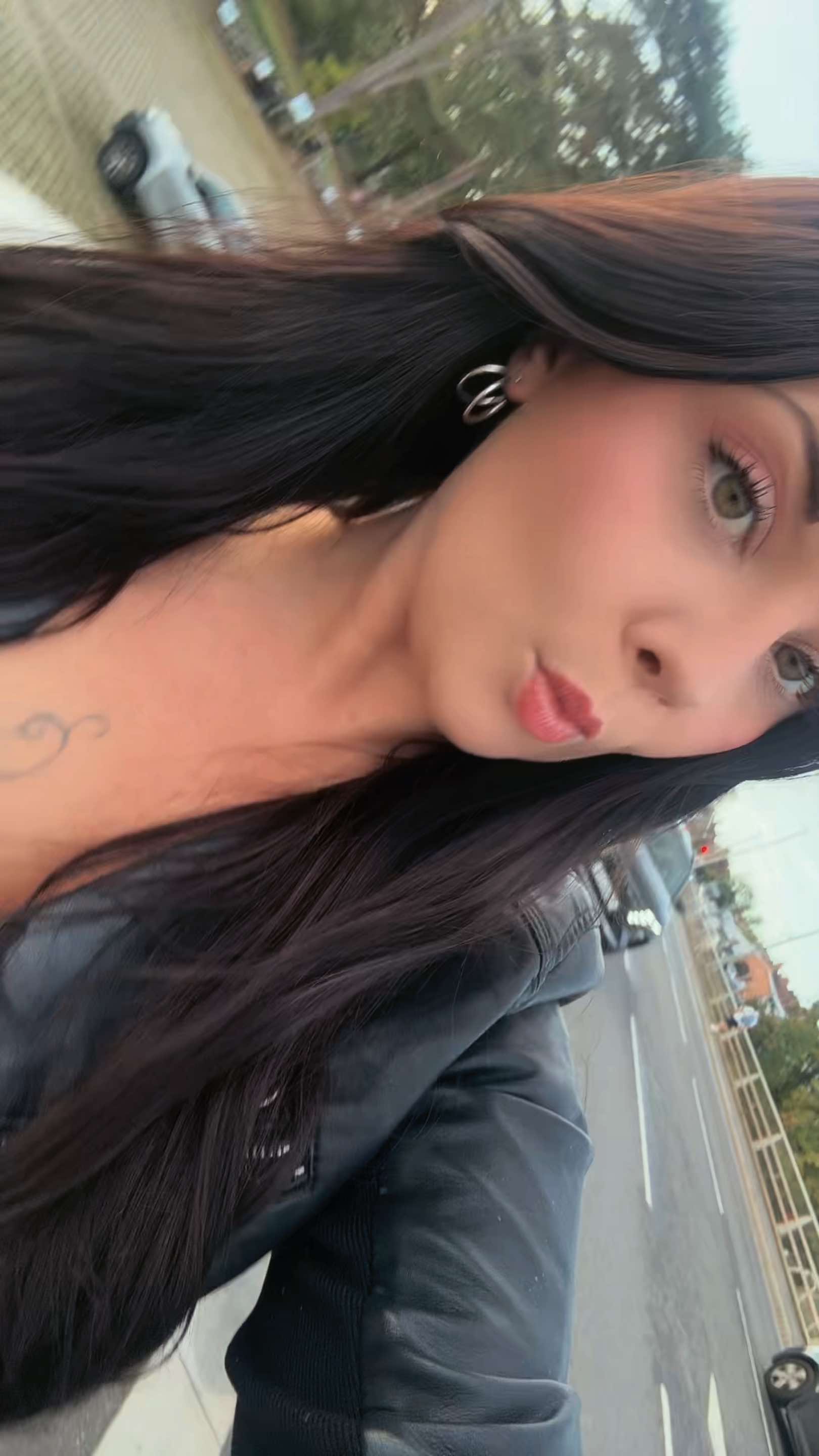 @Katlove🐝