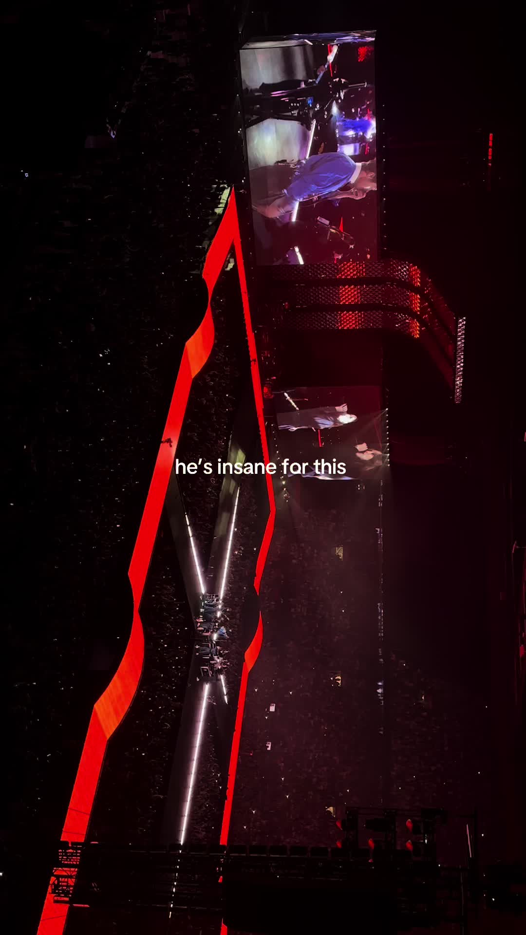 @Em👄🪩