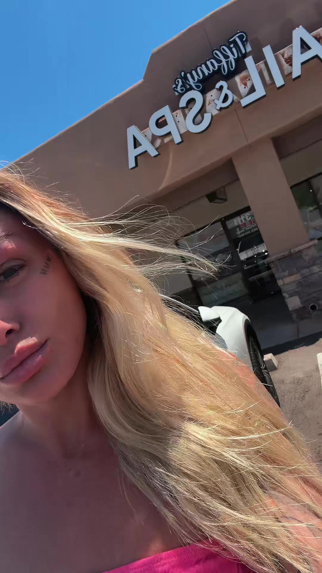 @Xoxo