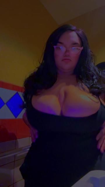 @Mercy aka SUNNIE SYDEUP