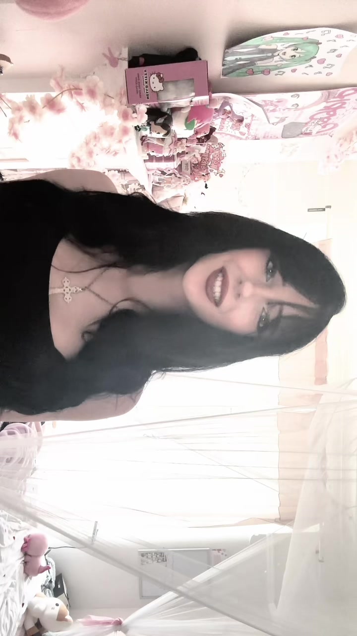 @𝐼𝓏𝓏𝓎 ♡