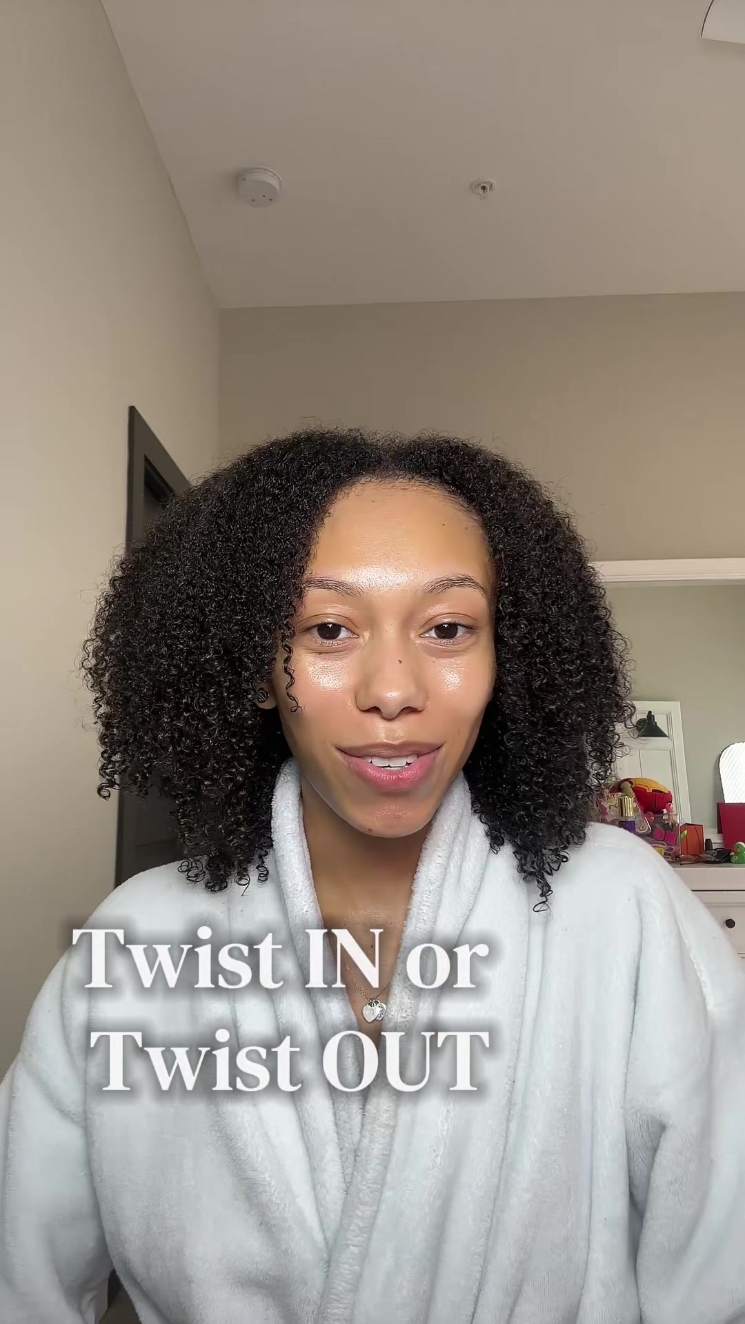 @AYSIA NICOLE