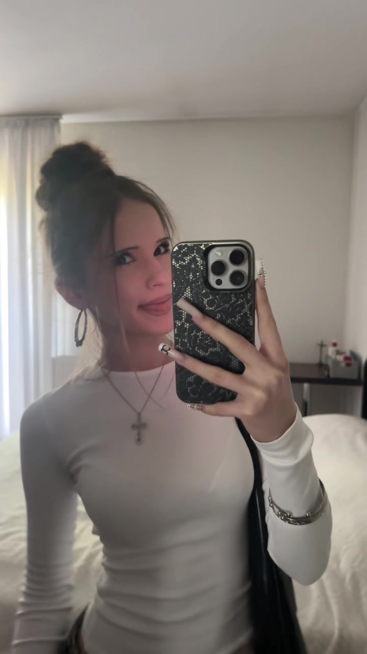 @ℰ𝓁𝒾