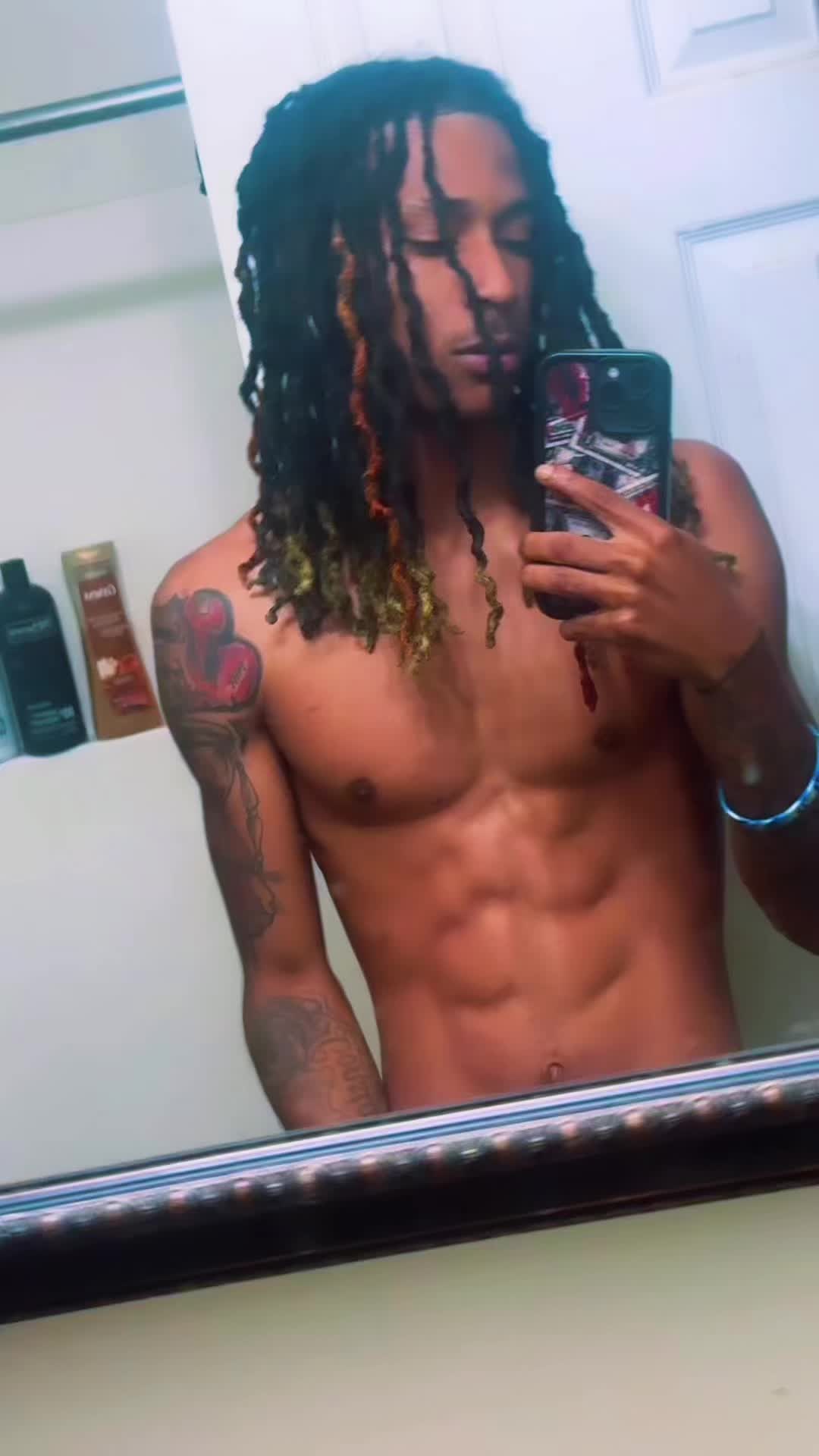 @LilTaeeee